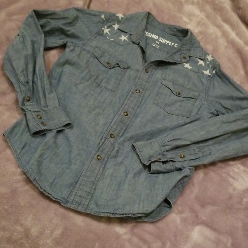Chambray snap-down top